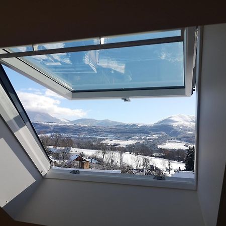 Hotel Les Chenets Saint-Julien-en-Champsaur Buitenkant foto