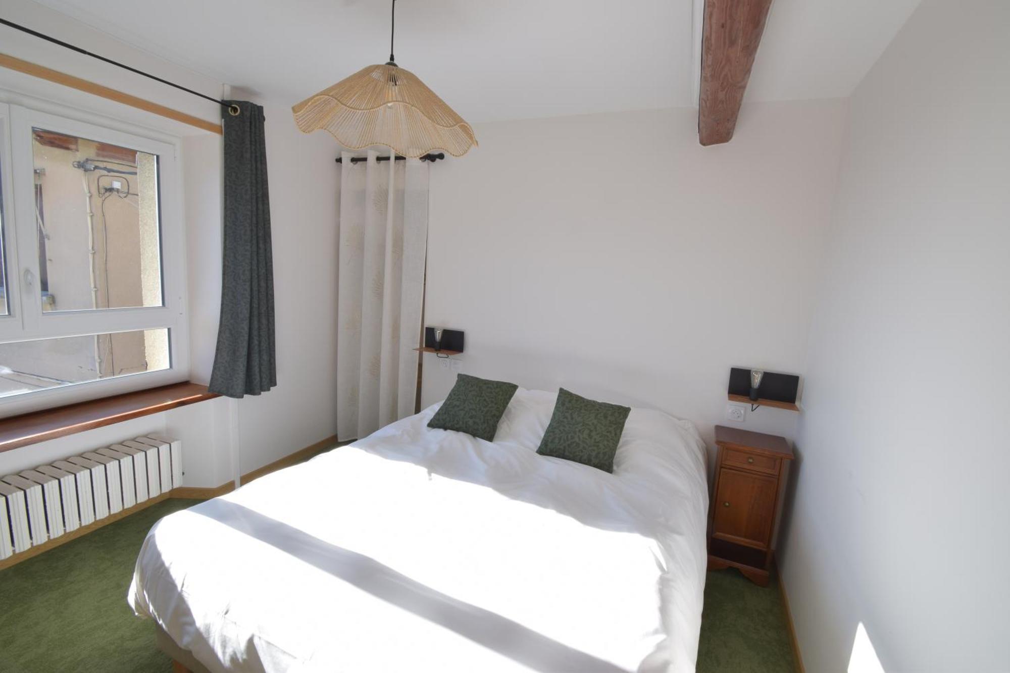 Hotel Les Chenets Saint-Julien-en-Champsaur Buitenkant foto