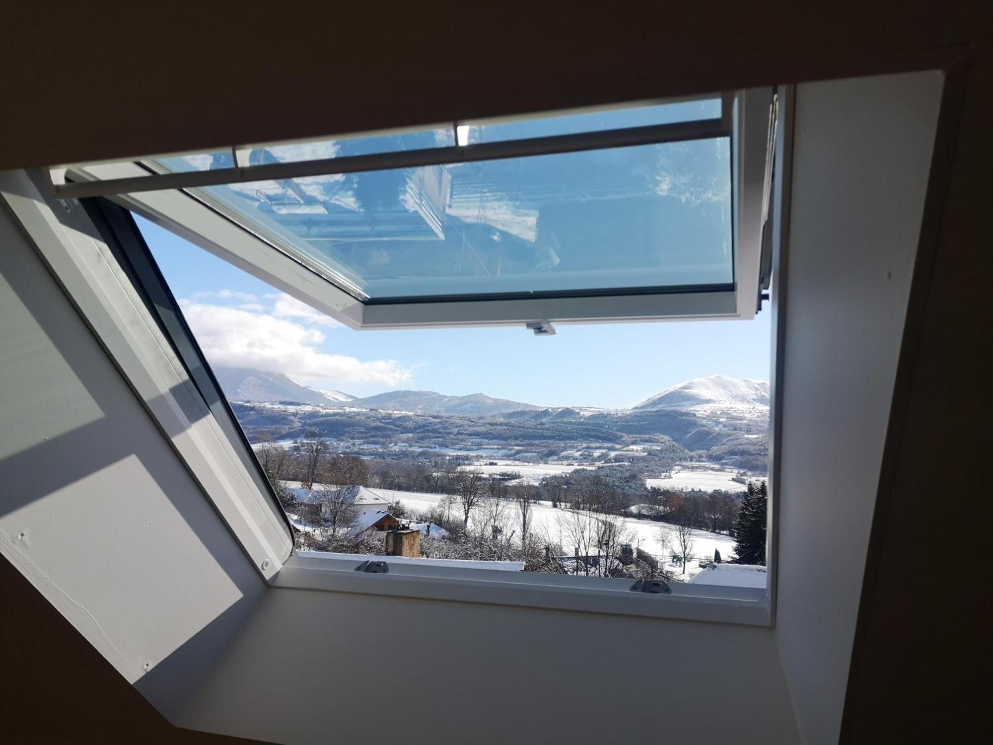 Hotel Les Chenets Saint-Julien-en-Champsaur Buitenkant foto