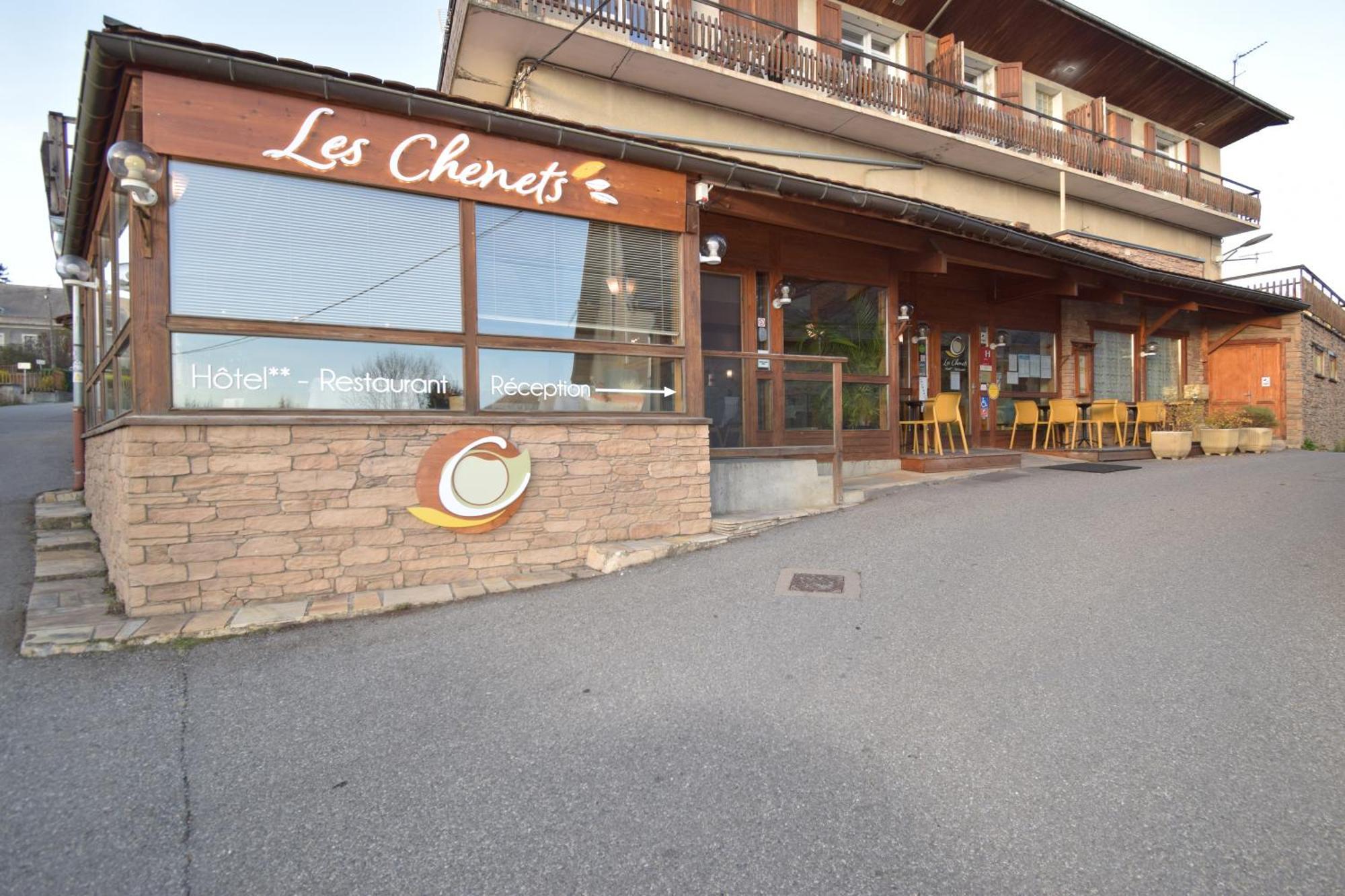 Hotel Les Chenets Saint-Julien-en-Champsaur Buitenkant foto